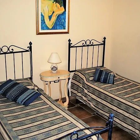 Rosso Di Sera Gasthuis