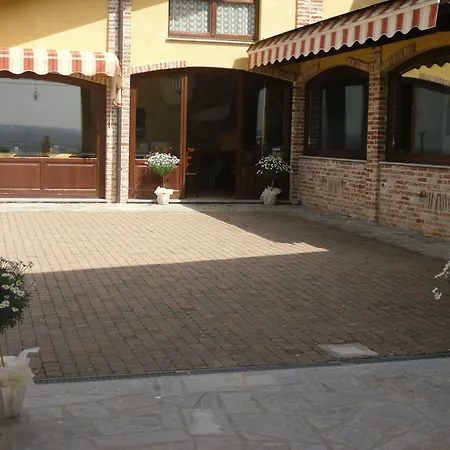 Gasthuis Rosso Di Sera Novello